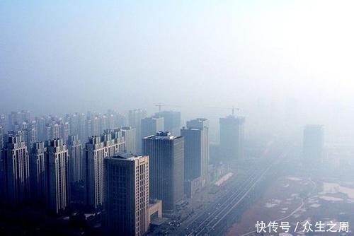 副市长张伟通报了当前大气污染防治工作开展情况