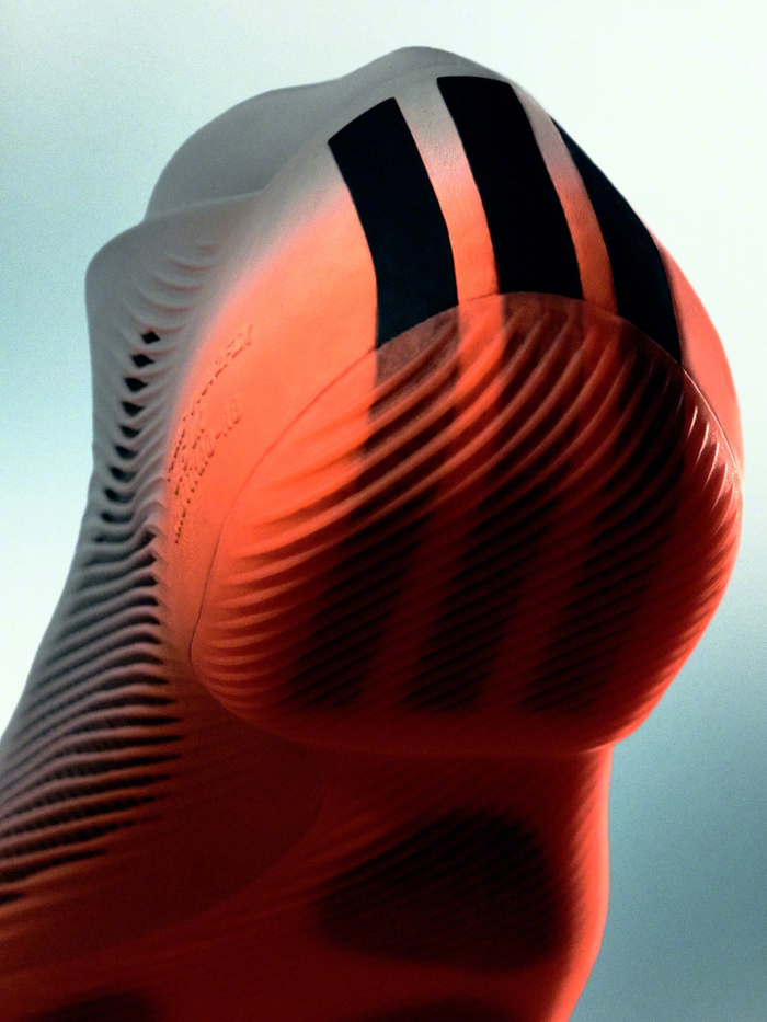 达林-彼得森首秀3D打印篮球鞋革新赛场装备